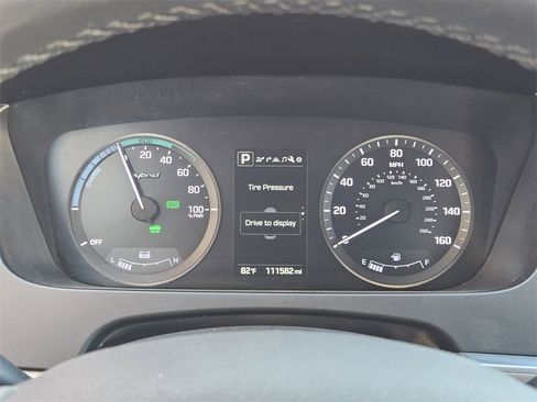 Used 2017 Hyundai Sonata Limited w/ Ultimate Package 02 image 15