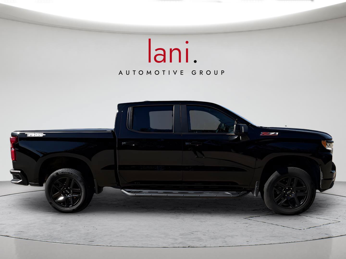 Used 2024 Chevrolet Silverado 1500 LT Trail Boss w/ LT Trail Boss Premium Package AWD/4WD image 28