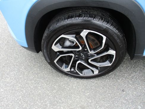 Certified 2024 Chevrolet Trax RS FWD image 9