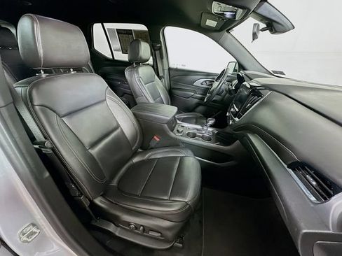 Used 2022 Chevrolet Traverse LT AWD/4WD image 33