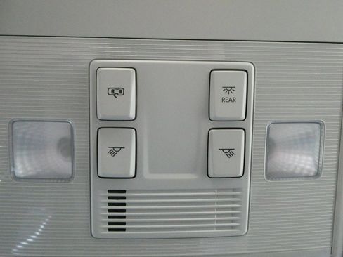 New 2025 Volkswagen Jetta S image 19