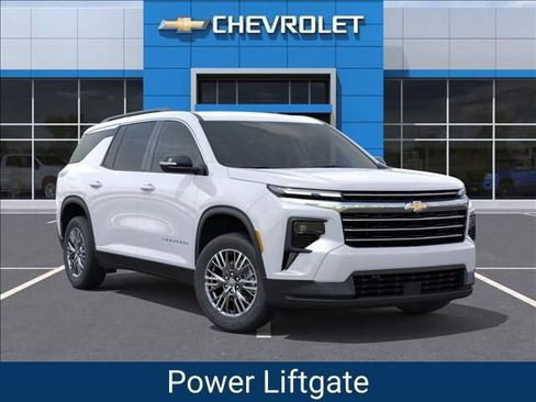New 2026 Chevrolet Traverse LT image 8