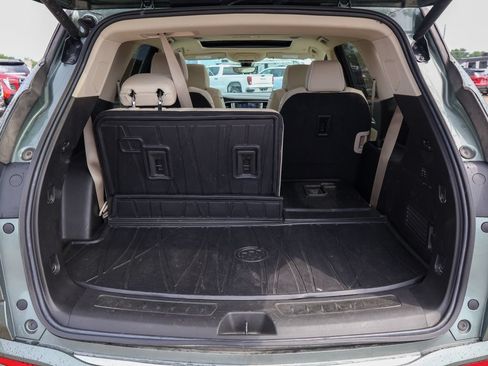 Used 2023 Buick Enclave Avenir w/ LPO, Floor Liner Package FWD image 5