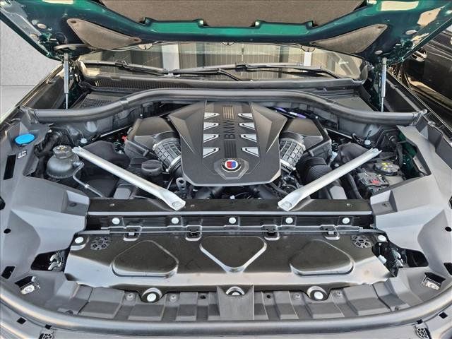 New 2026 BMW ALPINA XB7 AWD/4WD image 17