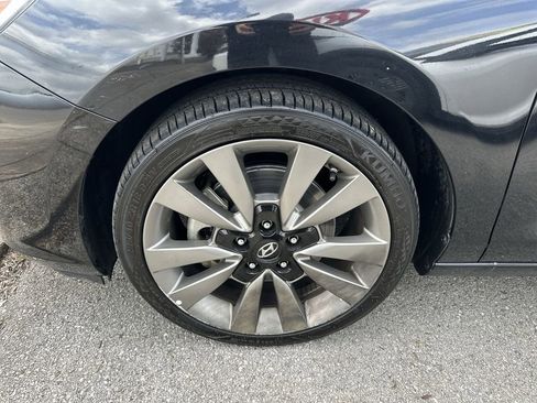 Used 2018 Hyundai Elantra GT Sport FWD image 10