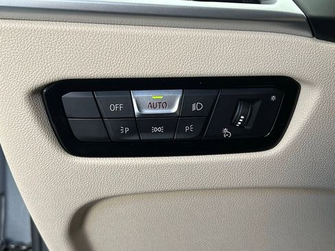 New 2026 BMW 430i 430i w/ Premium Package image 25