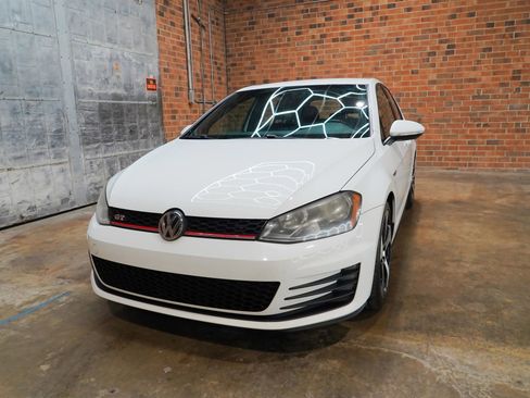 Used 2015 Volkswagen GTI S FWD image 6