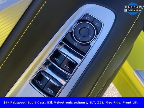 Used 2022 Chevrolet Corvette Stingray Premium Conv w/ Z51 Performance Package image 17