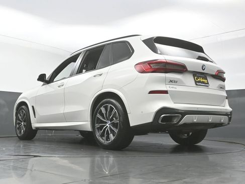 Used 2019 BMW X5 xDrive40i w/ M Sport Package AWD/4WD image 6