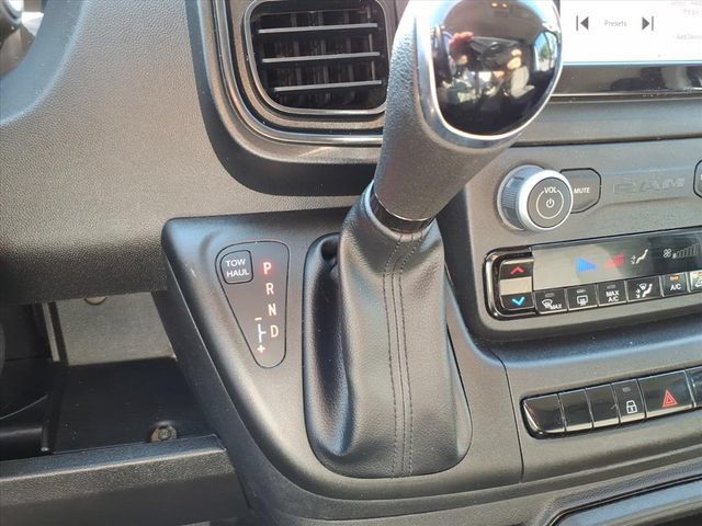 Used 2024 RAM ProMaster 2500 w/ Convenience Group FWD image 24