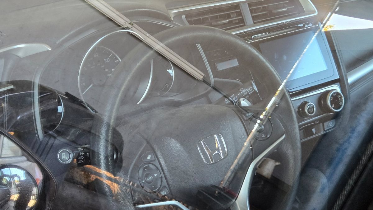 Used 2017 Honda Fit EX image 2