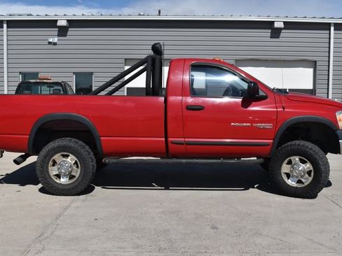 Used 2006 Dodge Ram 2500 Truck SLT AWD/4WD image 4