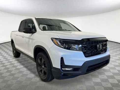 New 2026 Honda Ridgeline Black Edition image 8