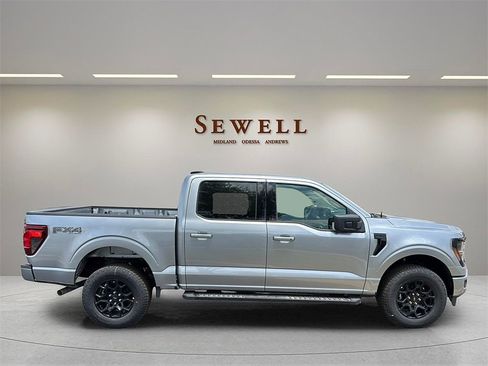 New 2025 Ford F150 XLT w/ Equipment Group 302A MID image 6