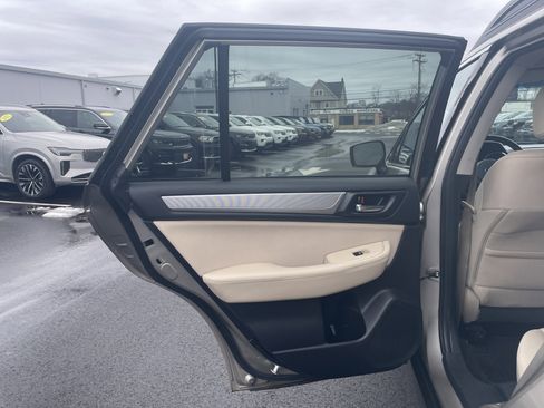 Used 2015 Subaru Outback 2.5i Premium image 28