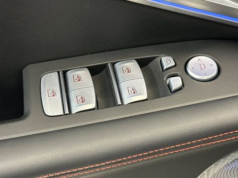 Certified 2025 BMW XM Label Red AWD/4WD image 13