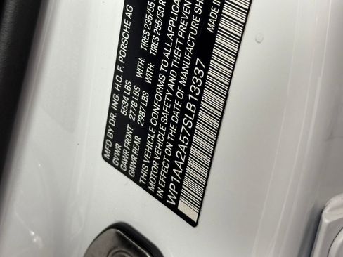 New 2025 Porsche Macan image 26