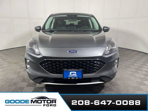 Used 2022 Ford Escape SEL w/ Technology Package AWD/4WD image 3