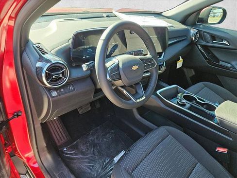 New 2026 Chevrolet Equinox LT w/ Safety and Technology Package image 3