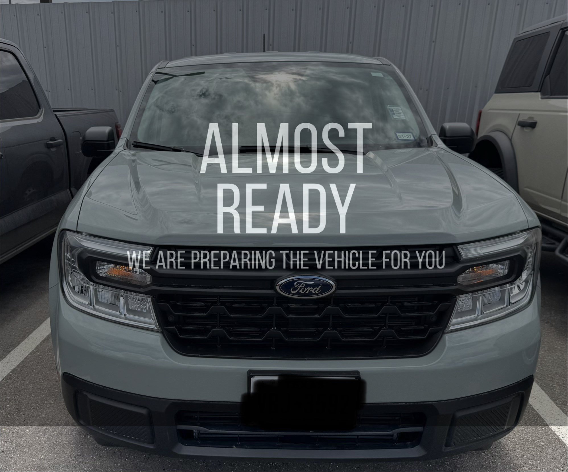 Used 2024 Ford Maverick XL FWD image 1