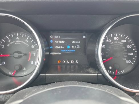 Used 2018 Ford Mustang Coupe w/ Equipment Group 101A RWD image 17