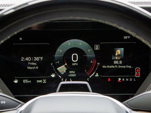 Used 2025 GMC Yukon Denali Ultimate image 15