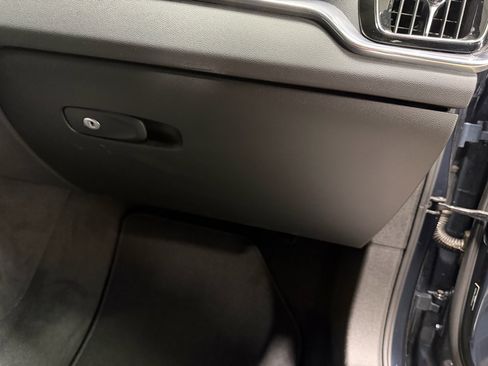 Used 2020 Volvo V60 T5 Cross Country w/ Protection Package Premier image 35