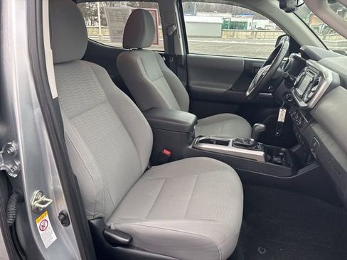 Certified 2019 Toyota Tacoma SR5 image 13