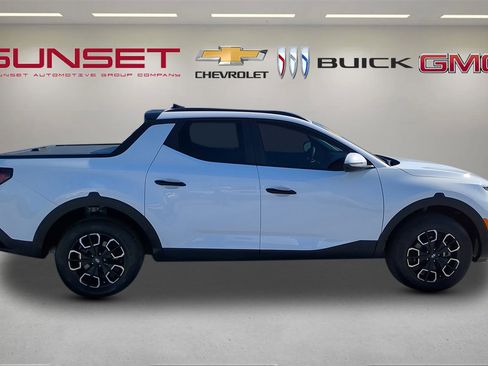 Used 2024 Hyundai Santa Cruz SEL w/ Activity Package image 3