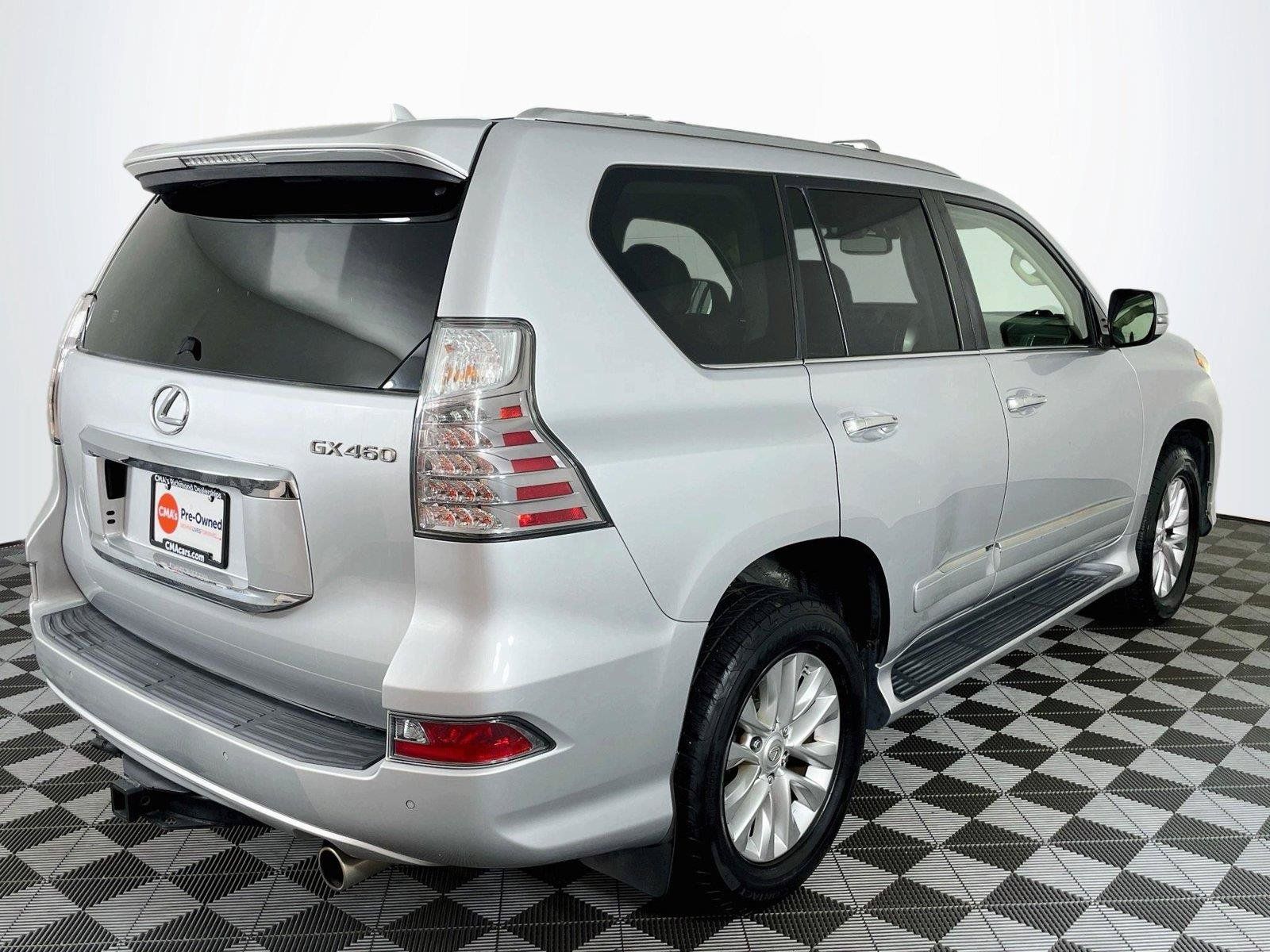 Used 2015 Lexus GX 460 w/ Premium Package AWD/4WD image 9