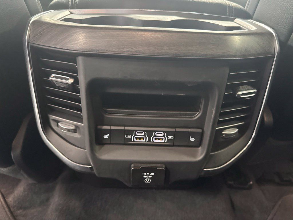 Used 2026 RAM 1500 Laramie AWD/4WD image 18