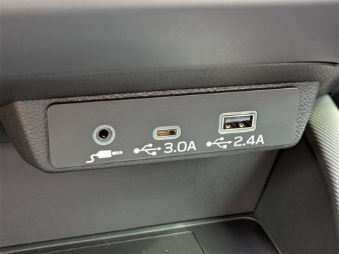 Certified 2025 Subaru Forester Premium w/ Convenience Package #2 image 20