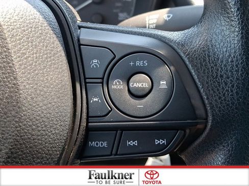 Certified 2023 Toyota Corolla LE FWD image 19