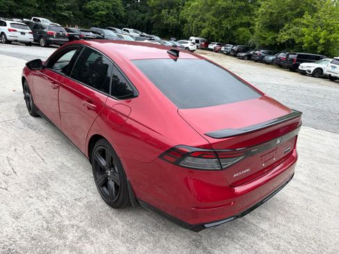 Used 2025 Honda Accord Sport image 8
