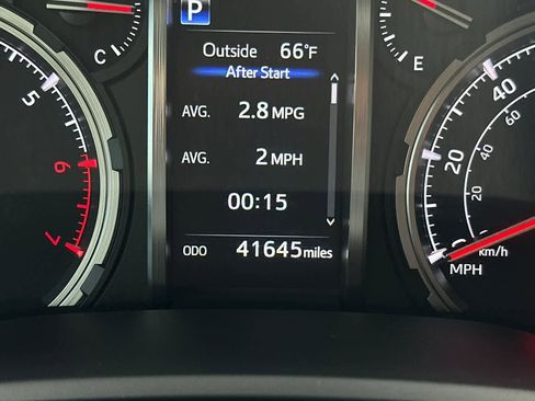 Used 2021 Toyota 4Runner Venture w/ Moonroof Package AWD/4WD image 29