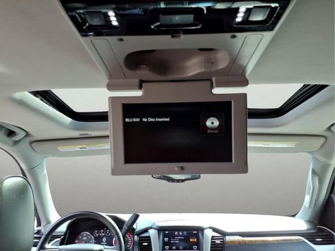 Used 2015 GMC Yukon Denali w/ Open Road Package AWD/4WD image 17