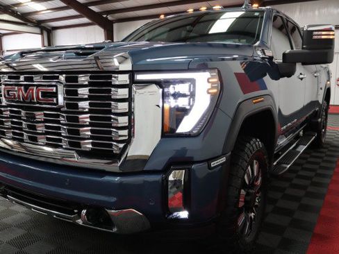 Used 2024 GMC Sierra 2500 Denali w/ Denali Reserve Package AWD/4WD image 20