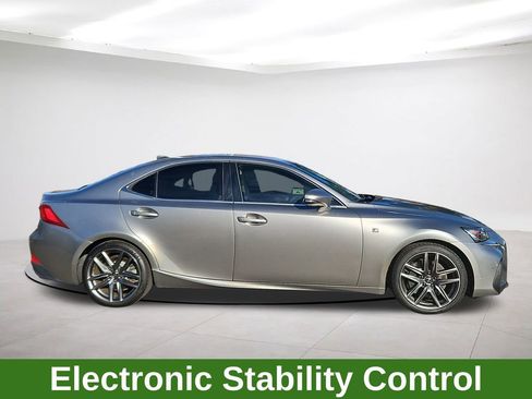 Used 2020 Lexus IS 300 F Sport w/ F Sport Package RWD image 8