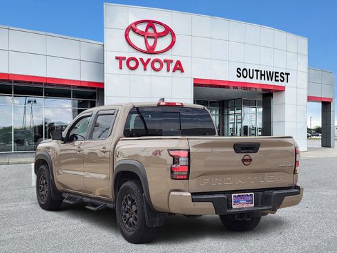 Used 2023 Nissan Frontier PRO-4X w/ Pro-4X Premium Package AWD/4WD image 4