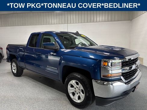 Used 2018 Chevrolet Silverado 1500 LT w/ Trailering Package AWD/4WD image 1