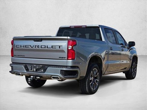 Used 2023 Chevrolet Silverado 1500 RST AWD/4WD image 5