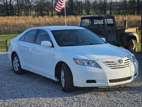 Used 2007 Toyota Camry LE image 12