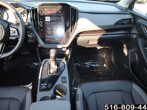 Used 2025 Subaru Crosstrek 2.5i Limited w/ Popular Package #4A image 12