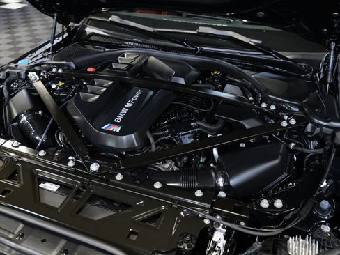 Used 2022 BMW M4 Competition w/ M Carbon Exterior Package RWD image 45