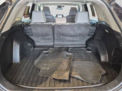 Used 2021 Toyota RAV4 XLE Premium AWD/4WD image 6
