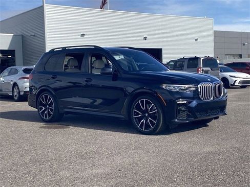 Certified 2021 BMW X7 xDrive40i w/ M Sport Package image 5