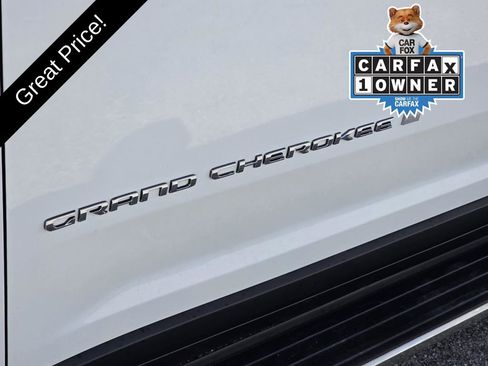 Used 2022 Jeep Grand Cherokee L Limited w/ MOPAR Finishing Package RWD image 35