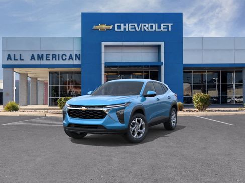 New 2026 Chevrolet Trax LS w/ LS Convenience Package FWD image 8