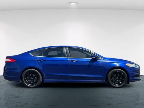 Used 2014 Ford Fusion SE FWD image 6
