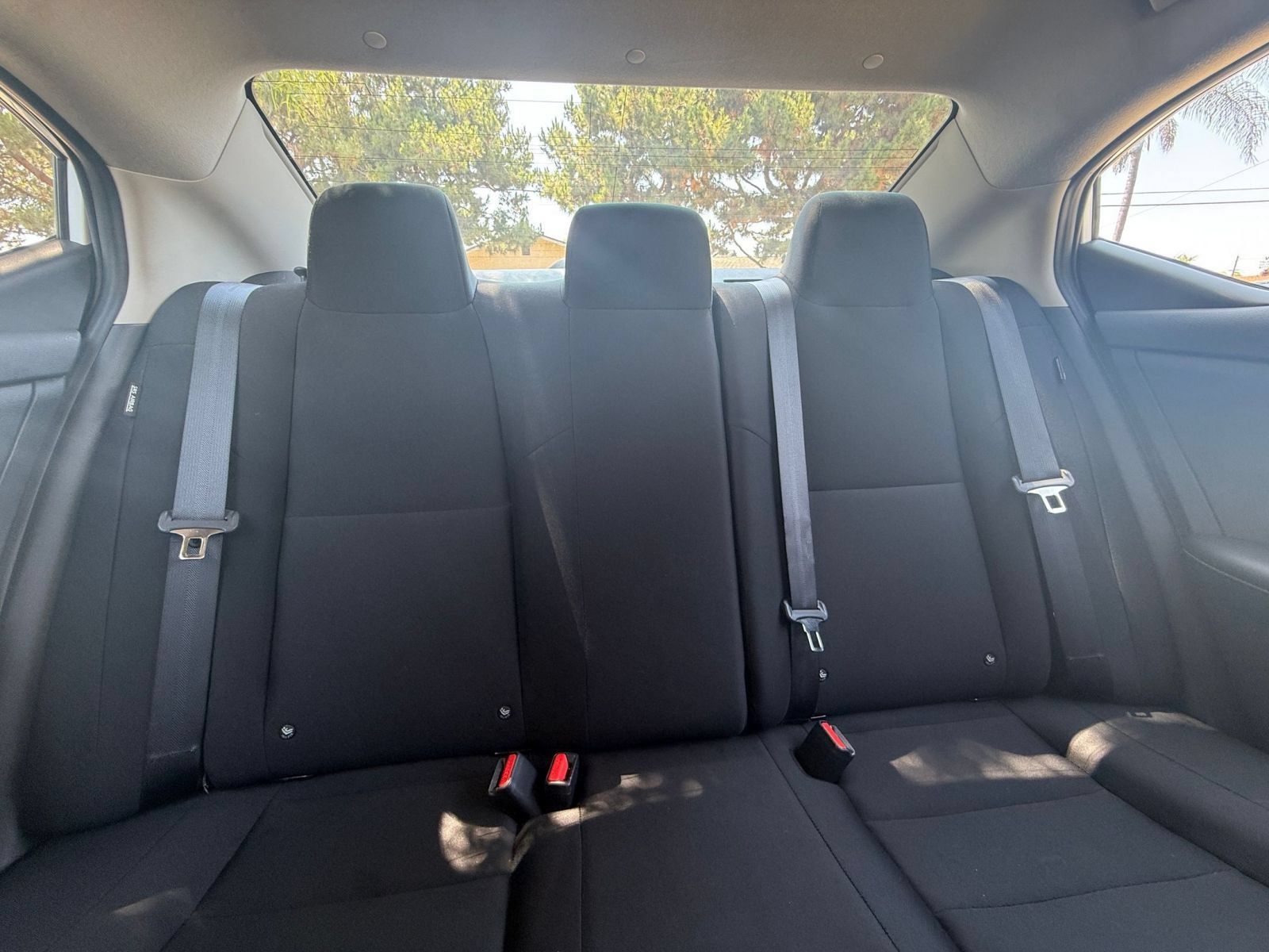 Used 2025 Nissan Sentra S FWD image 34